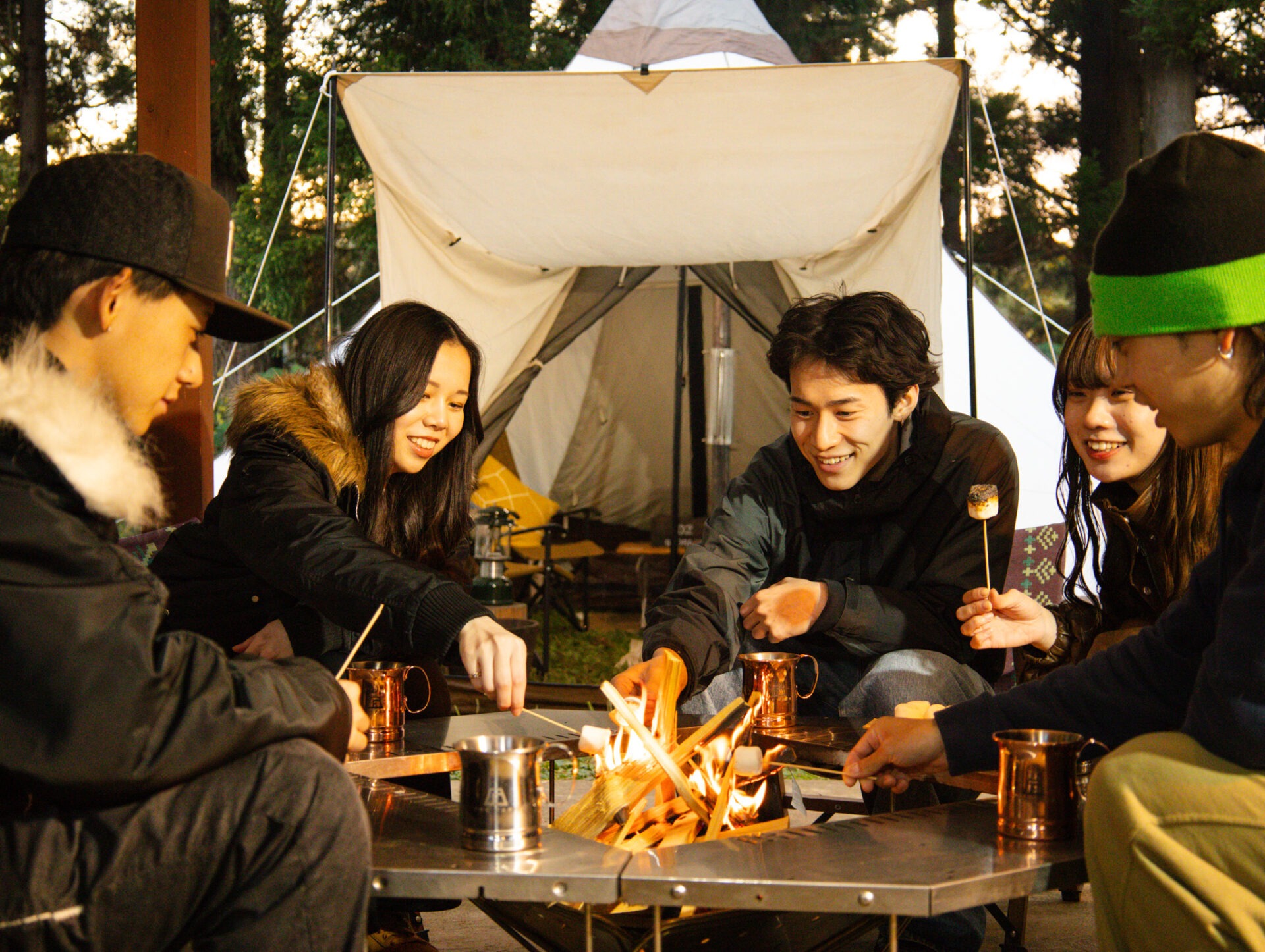 12月〜2月末まで  | 「天然温泉＋サウナ付き」。外なのに、暖かい。「#冬BBQ」で叶える日帰りアウトドア